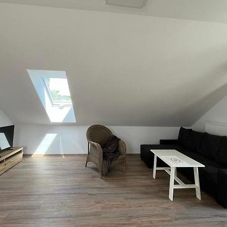 Apartmany Tobias Besiny ภายนอก รูปภาพ
